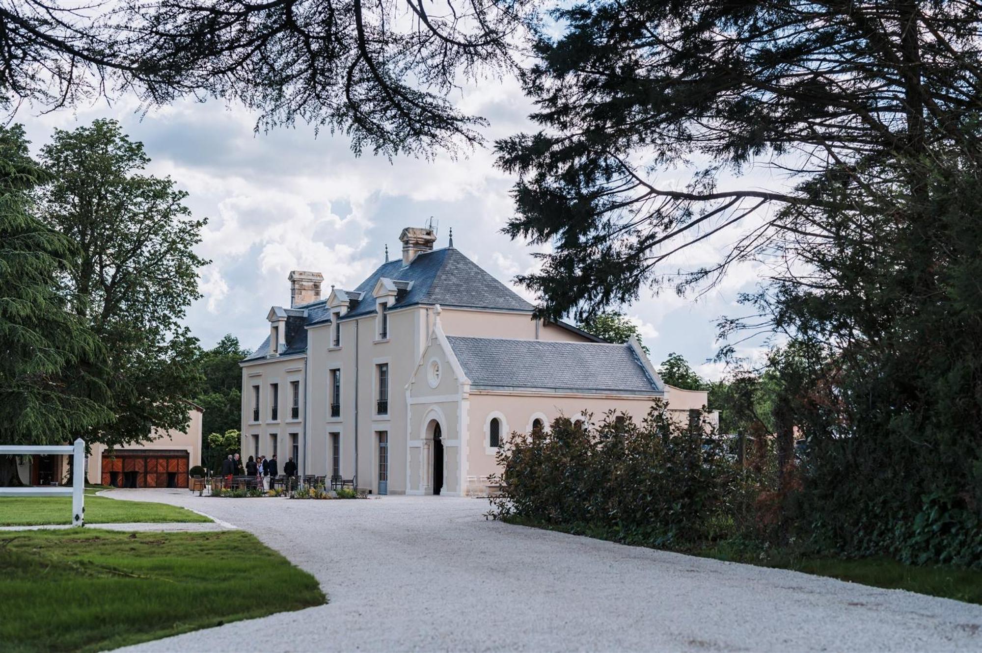 Domaine De L'Ecorcerie Hotel Fontaine-le-Comte Luaran gambar