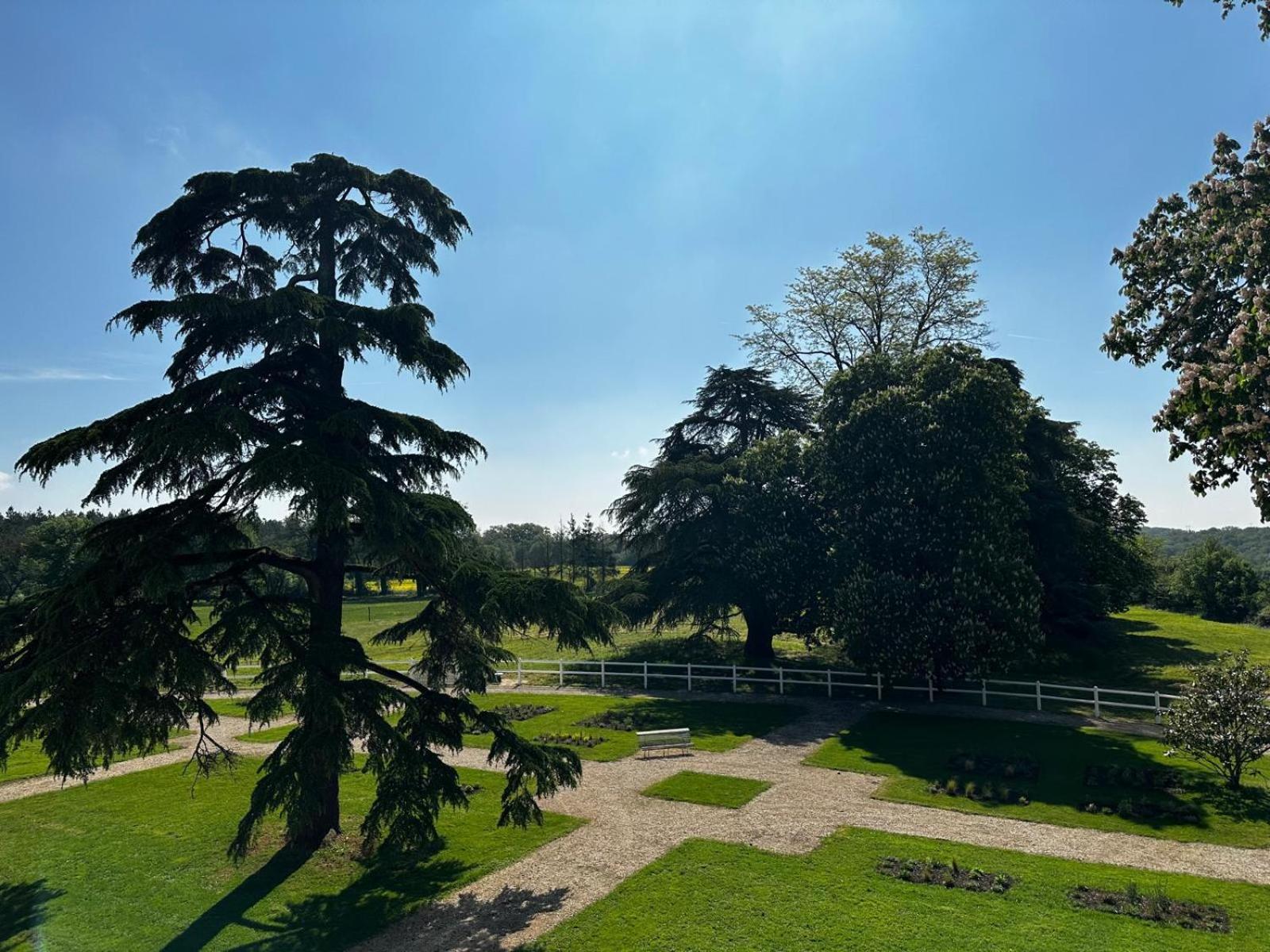 Domaine De L'Ecorcerie Hotel Fontaine-le-Comte Luaran gambar